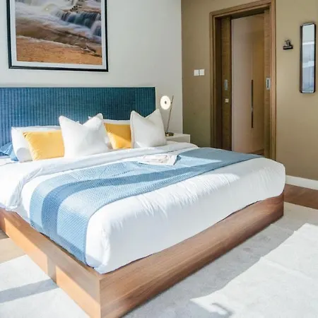Luxury Apartment With Pool, Patio & Gym In City Walk Dubai Exterior photo