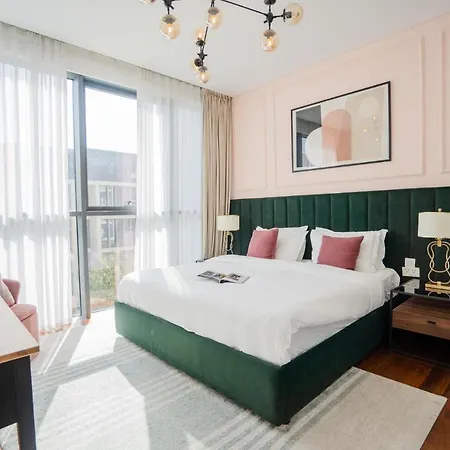 Luxury Apartment With Pool, Patio & Gym In City Walk Dubai Exterior photo