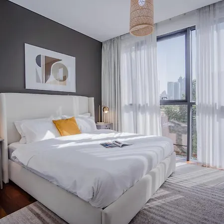 Luxury Apartment With Pool, Patio & Gym In City Walk Dubai Exterior photo
