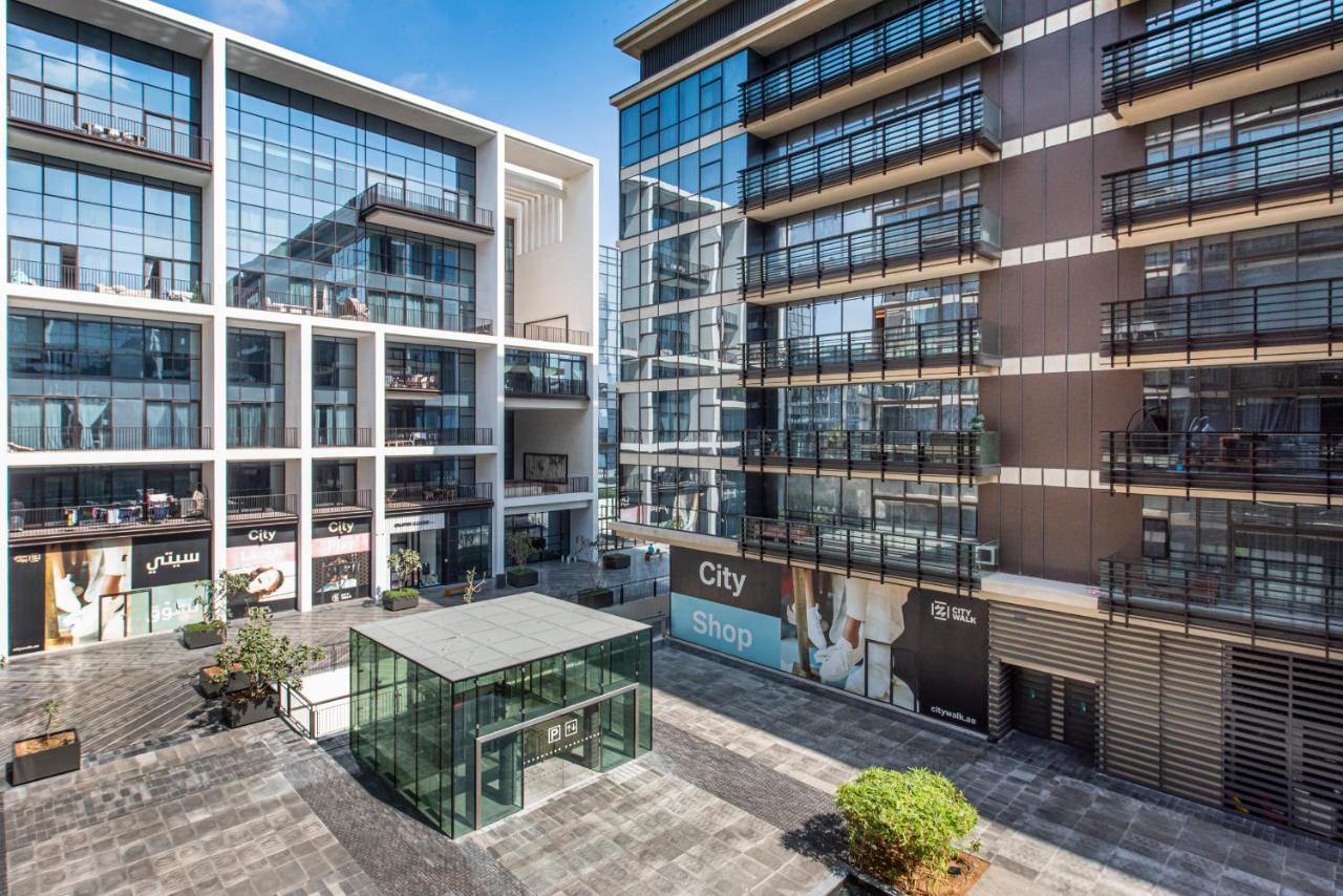 Apartment Luxury With Pool, Patio & Gym In Walk